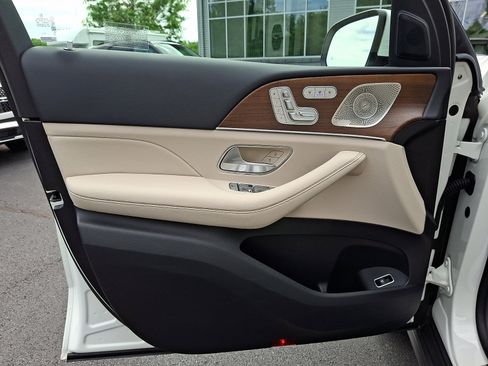 Certified 2024 Mercedes-Benz GLS 450 4MATIC image 14
