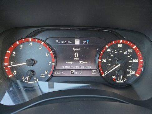 Used 2022 Nissan Frontier PRO-4X w/ Pro-4X Premium Package image 17