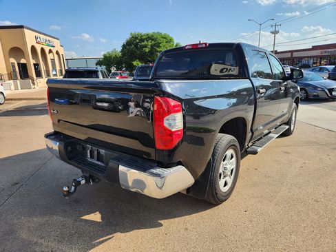 Used 2020 Toyota Tundra SR5 w/ SR5 Leather Package AWD/4WD image 5