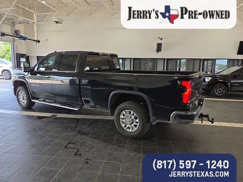 Used 2024 Chevrolet Silverado 3500 LTZ w/ LTZ Plus Package AWD/4WD image 6