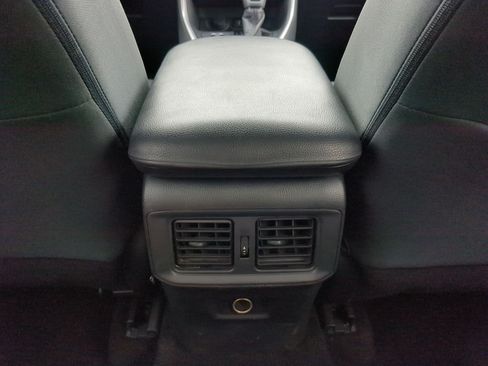 Used 2020 Toyota RAV4 LE w/ All Weather Liner Package AWD/4WD image 26