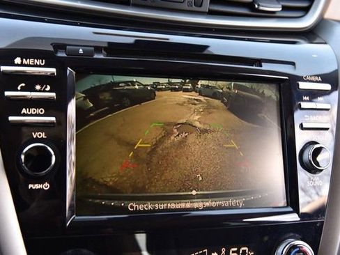 Certified 2024 Nissan Murano SV image 14