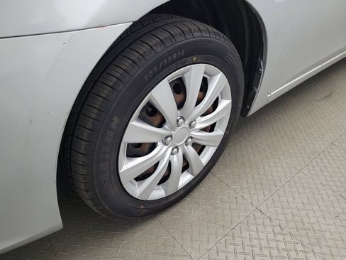 Used 2019 Nissan Sentra S FWD image 31