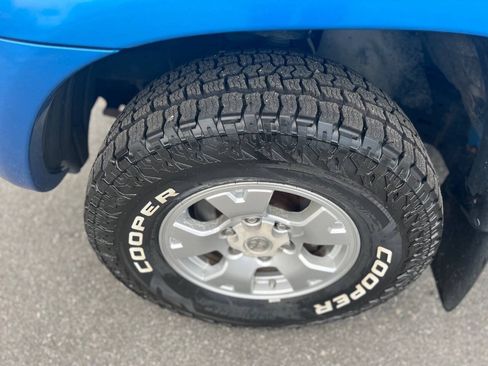 Used 2006 Toyota Tacoma PreRunner RWD image 19