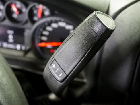 Used 2022 Chevrolet Silverado 1500 Custom image 18