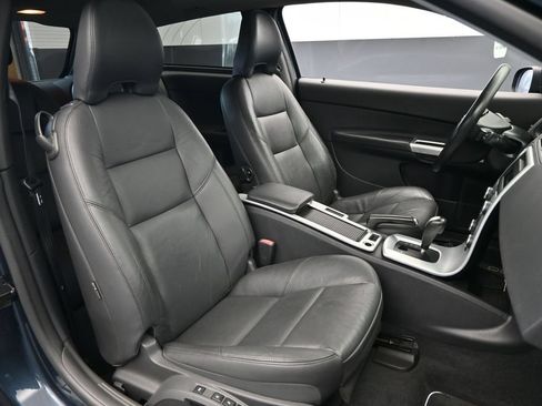 Used 2011 Volvo C30 T5 w/ Multimedia Pkg FWD image 15
