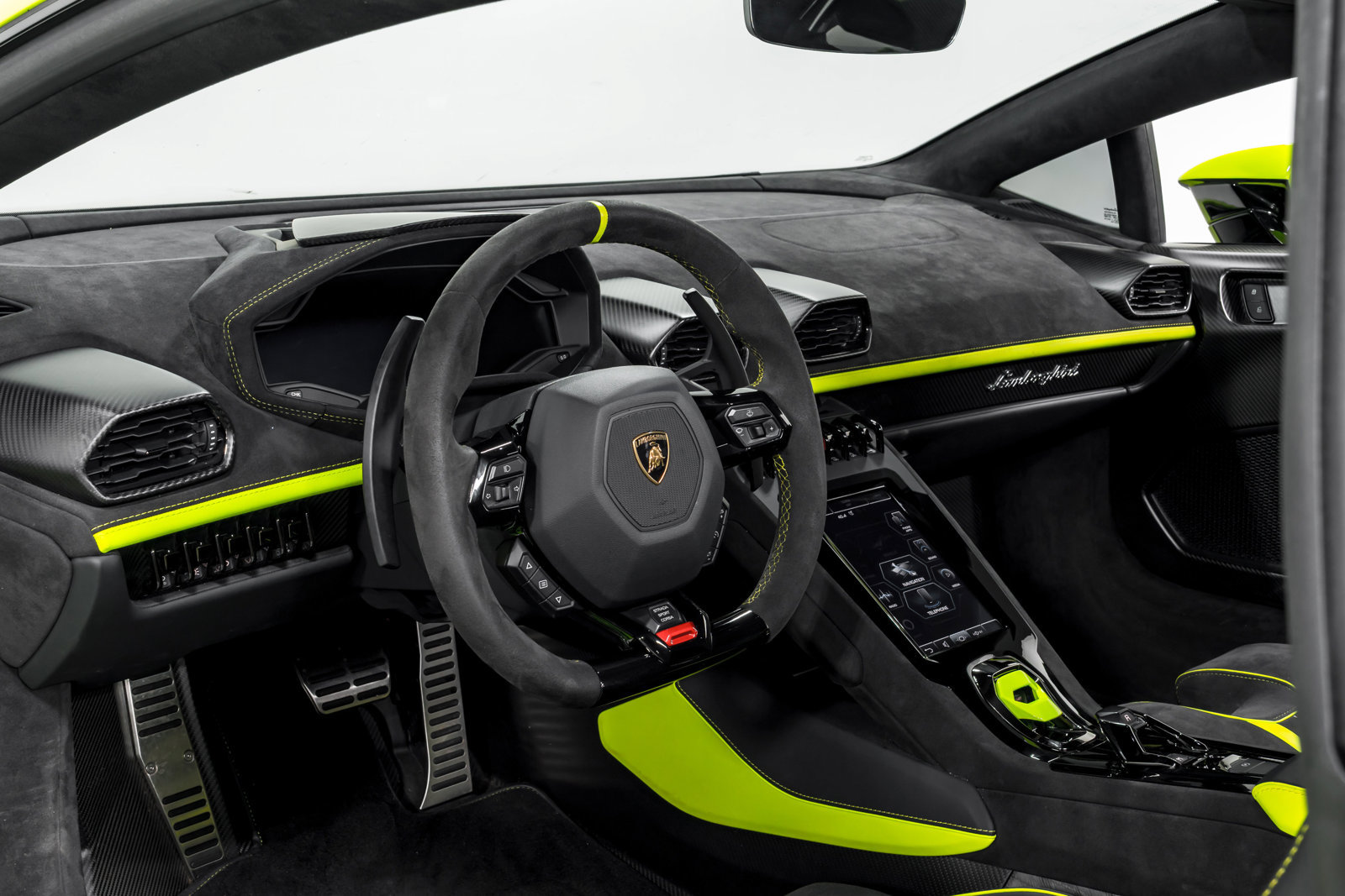 Used 2023 Lamborghini Huracan Tecnica RWD image 12