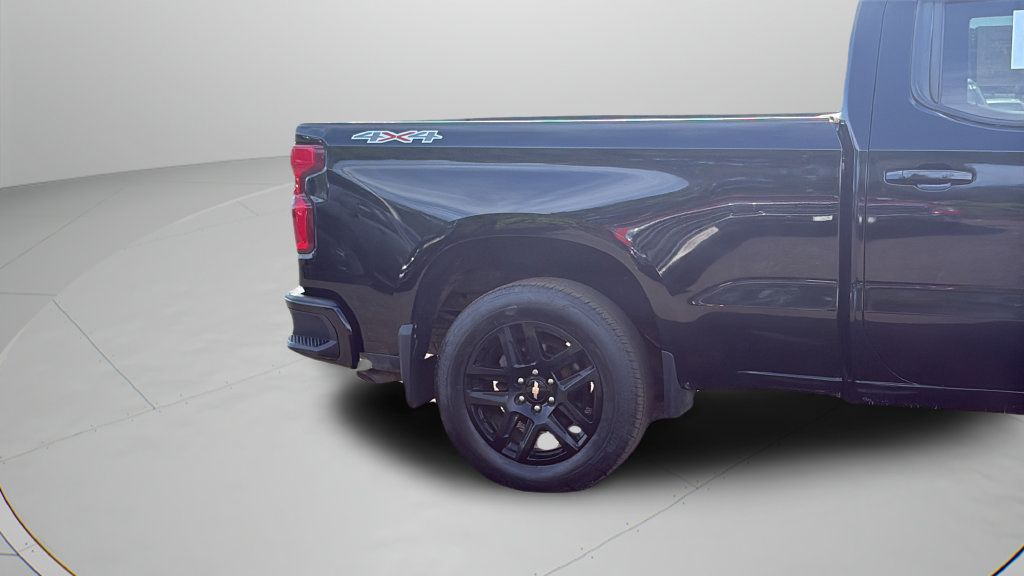 Used 2024 Chevrolet Silverado 1500 RST w/ Max Trailering Package AWD/4WD image 25