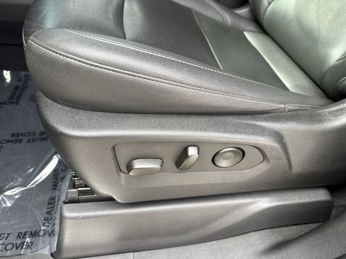 Used 2022 Chevrolet Silverado 1500 LT Trail Boss w/ Convenience Package II image 40