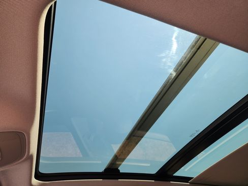 Used 2023 Audi Q5 2.0T Premium w/ Convenience Package image 18