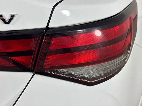 Used 2024 Nissan Sentra SV FWD image 30