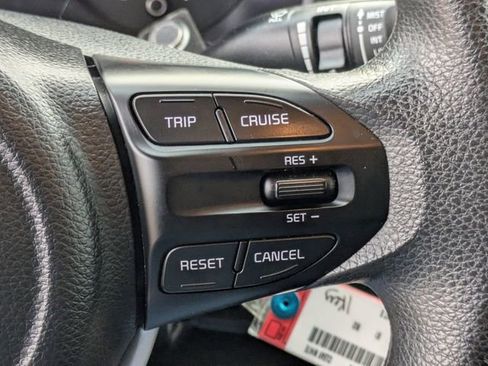 Used 2023 Kia Rio S image 18