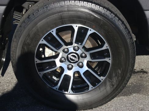 Used 2024 Nissan Titan SV w/ SV Utility Package image 35