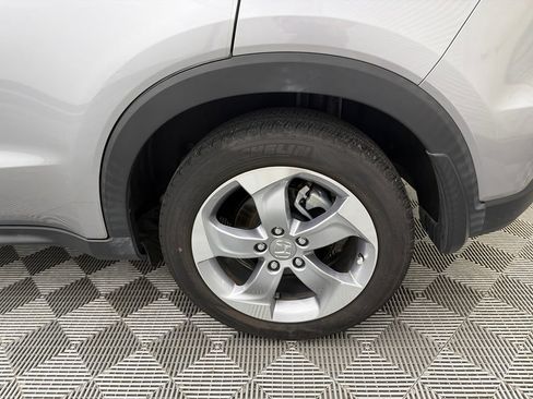 Used 2020 Honda HR-V LX image 19