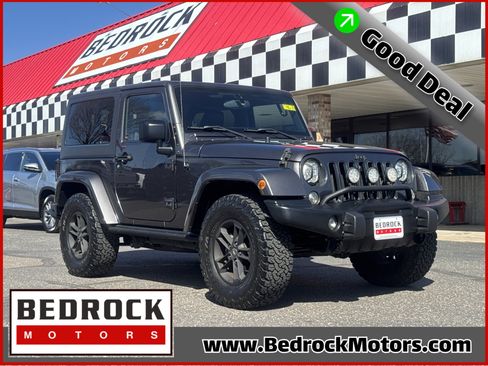 Used 2017 Jeep Wrangler Sahara image 1