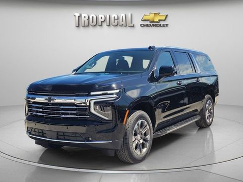 New 2026 Chevrolet Suburban LT w/ Comfort Package RWD image 1