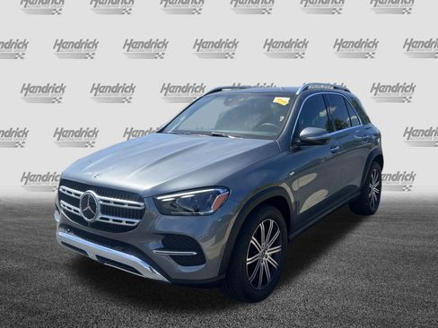 Certified 2025 Mercedes-Benz GLE 450e 4MATIC w/ Driver Assistance Package image 6