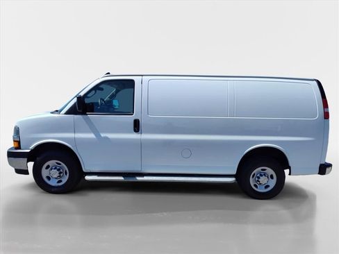 Used 2024 Chevrolet Express 2500 w/ Driver Convenience Package image 2