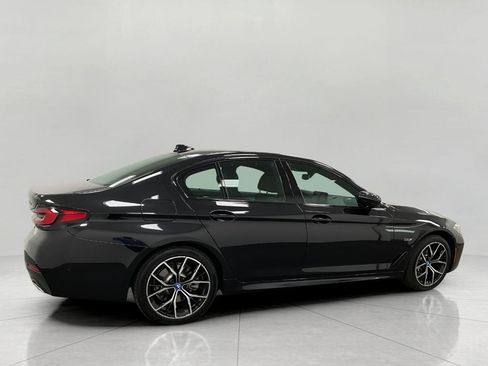 Used 2023 BMW 530e xDrive w/ Executive Package AWD/4WD image 2