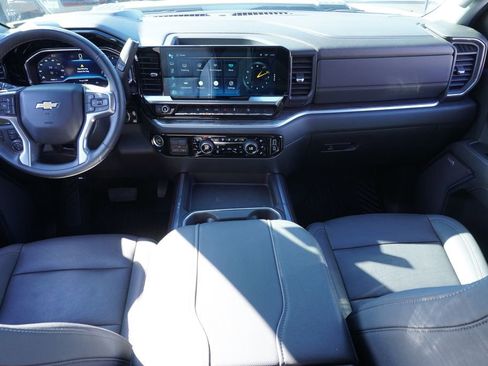 Certified 2024 Chevrolet Silverado 2500 LTZ w/ LTZ Convenience Package image 12