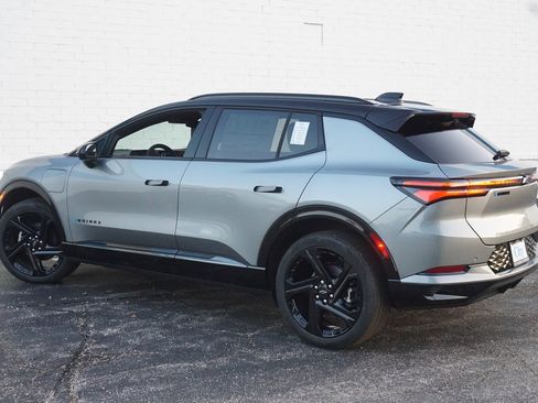 New 2026 Chevrolet Equinox EV RS image 8