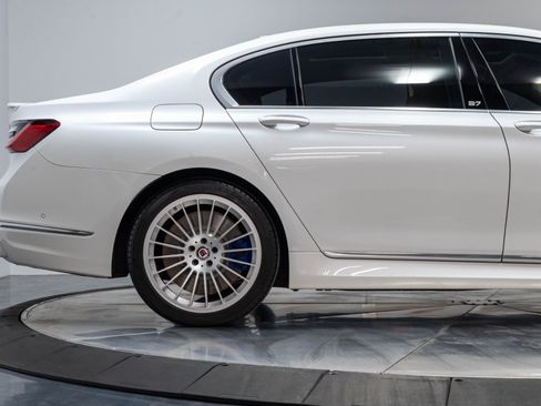 Used 2022 BMW ALPINA B7 xDrive AWD/4WD image 57