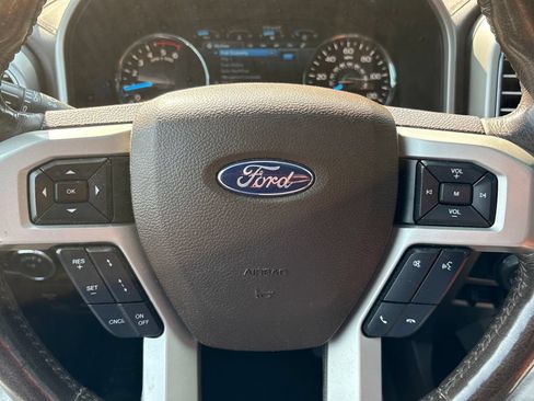 Used 2018 Ford F150 King Ranch w/ Equipment Group 601A Luxury AWD/4WD image 6