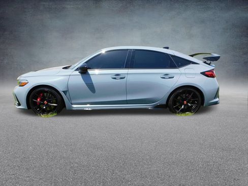 Used 2025 Honda Civic Type R image 6