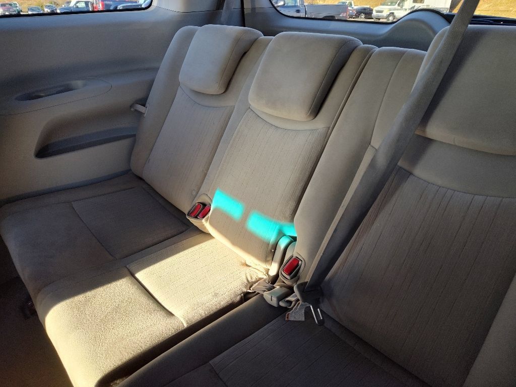 Used 2016 Nissan Quest SV FWD image 11