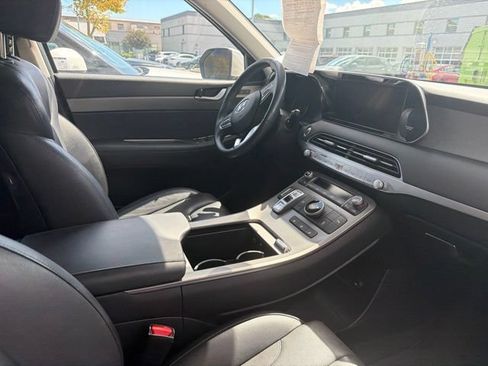 Used 2022 Hyundai Palisade SEL w/ 8P Bench Seat Package FWD image 17
