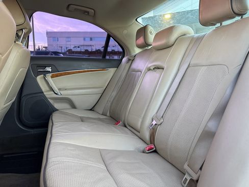 Used 2012 Lincoln MKZ image 25