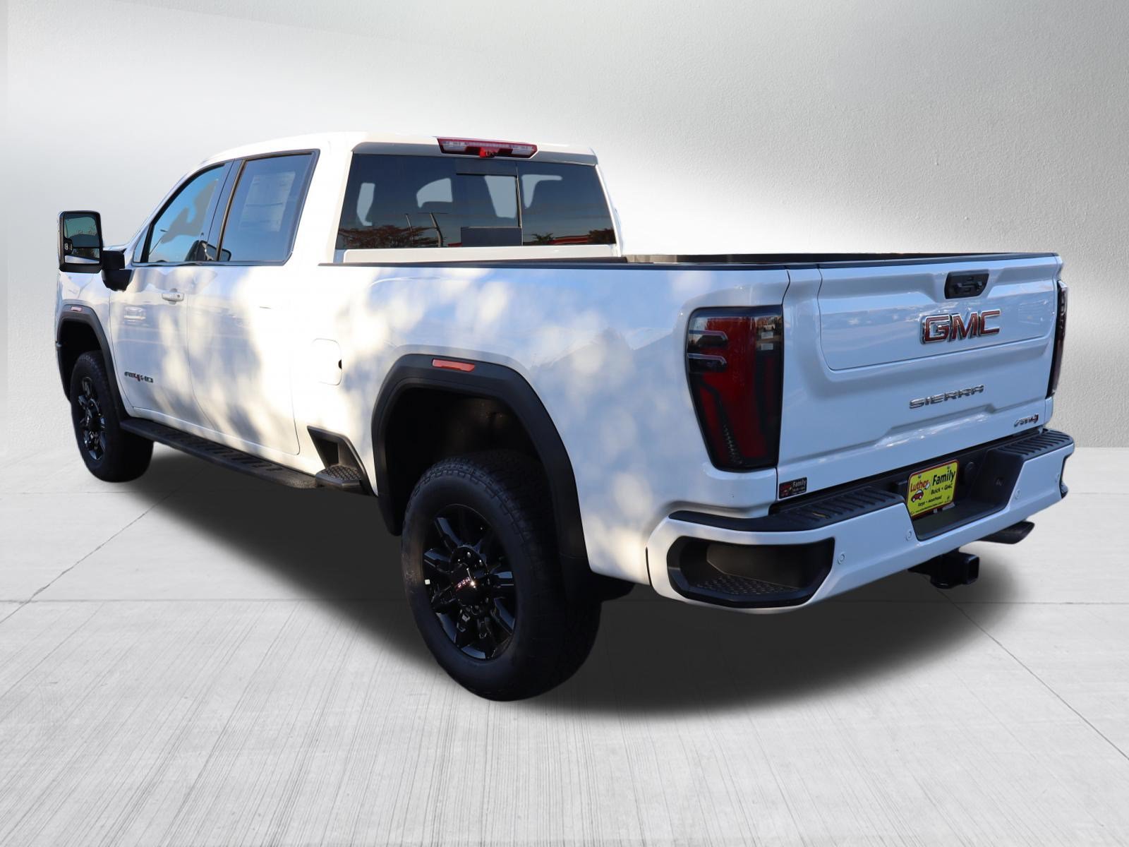 New 2026 GMC Sierra 3500 AT4 w/ AT4 Premium Plus Package AWD/4WD image 5