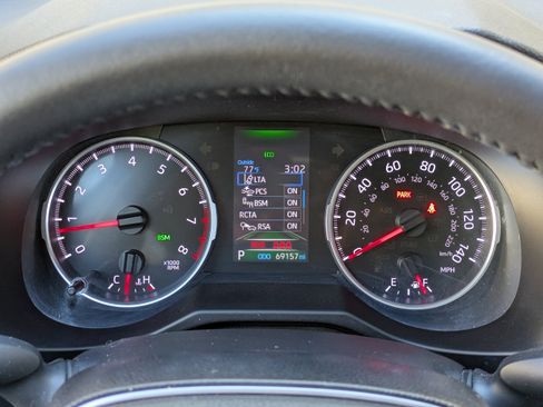 Used 2019 Toyota RAV4 XLE w/ Convenience Package image 25