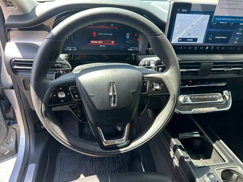 Used 2024 Lincoln Corsair Reserve w/ Equipment Group 201A FWD image 12