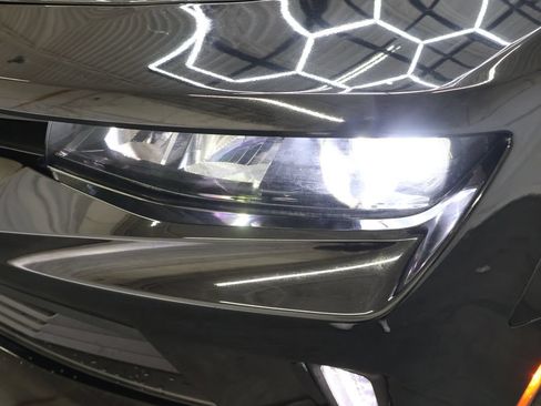 Used 2018 Chevrolet Camaro LS RWD image 28