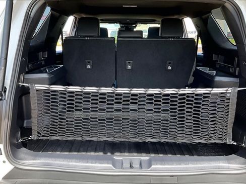 Used 2026 Toyota 4Runner Limited AWD/4WD image 31