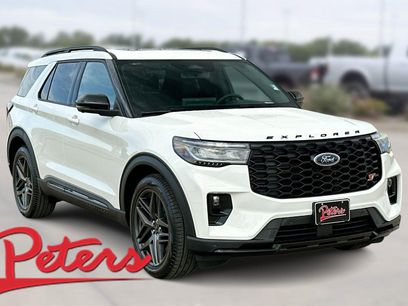 Used 2025 Ford Explorer ST