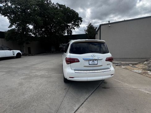 Used 2017 INFINITI QX80 2WD w/ Driver Assistance Package image 4