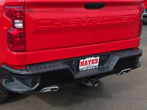 Used 2024 Chevrolet Silverado 1500 Custom Trail Boss image 10