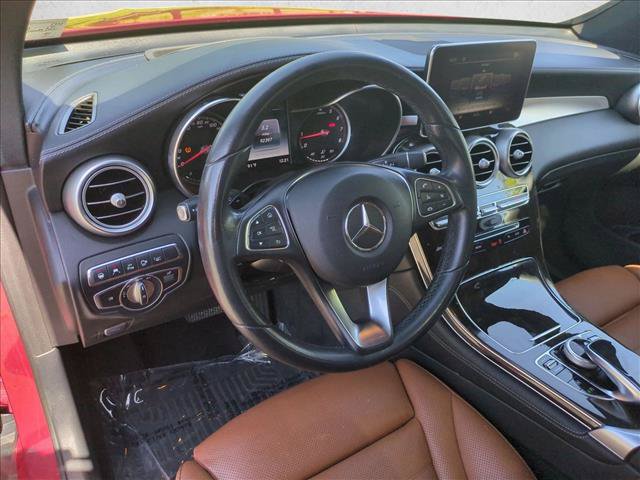Used 2017 Mercedes-Benz GLC 300 4MATIC image 10