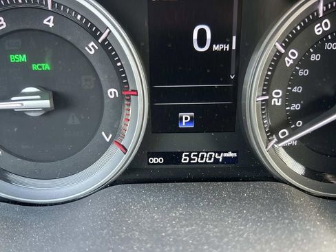 Used 2017 Toyota Land Cruiser image 20