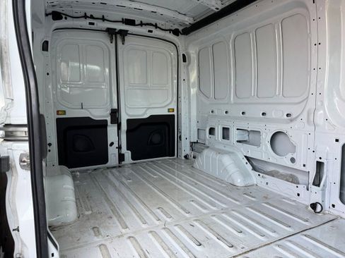 Used 2024 Ford Transit 250 148 Medium Roof RWD image 16