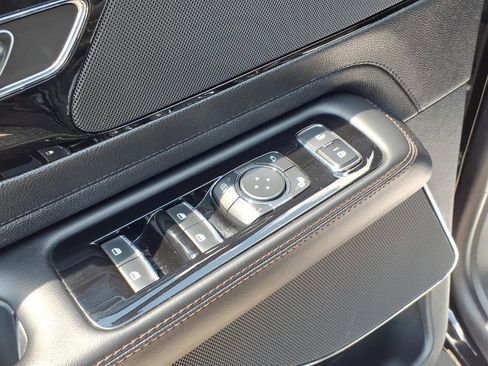 Certified 2023 Lincoln Aviator AWD w/ Premium Package image 18