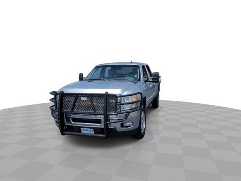 Used 2012 Chevrolet Silverado 2500 LTZ w/ LTZ Plus Package AWD/4WD image 3