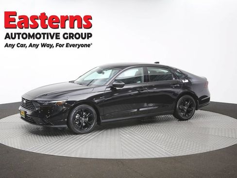 Used 2025 Honda Accord SE image 57