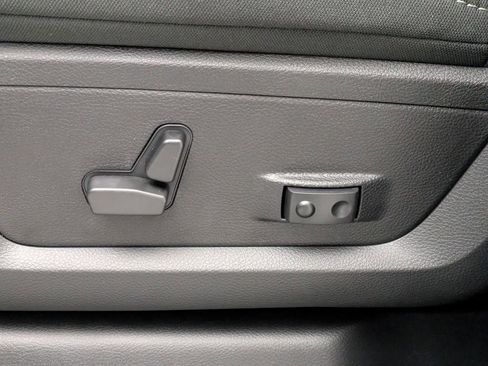 New 2024 RAM 2500 Big Horn w/ Safety Group image 15