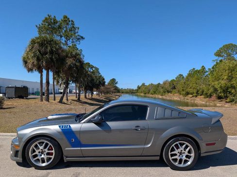 Used 2009 Ford Mustang GT image 9