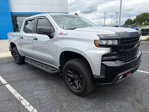 Used 2020 Chevrolet Silverado 1500 LT Trail Boss AWD/4WD image 4
