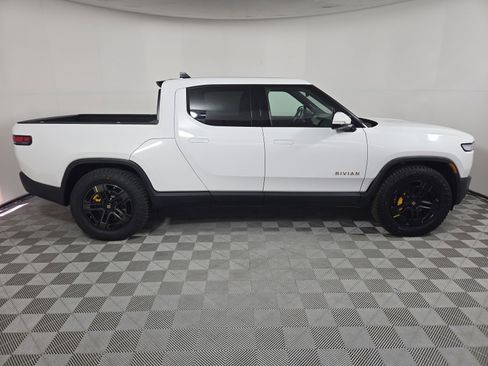 Used 2022 Rivian R1T Launch Edition image 6