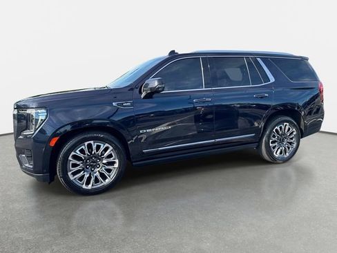 Used 2023 GMC Yukon Denali Ultimate AWD/4WD image 2